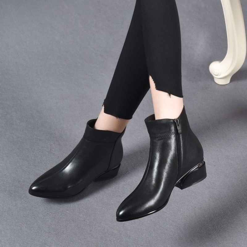 Women's Heeled PU Leather Western Ankle Boot