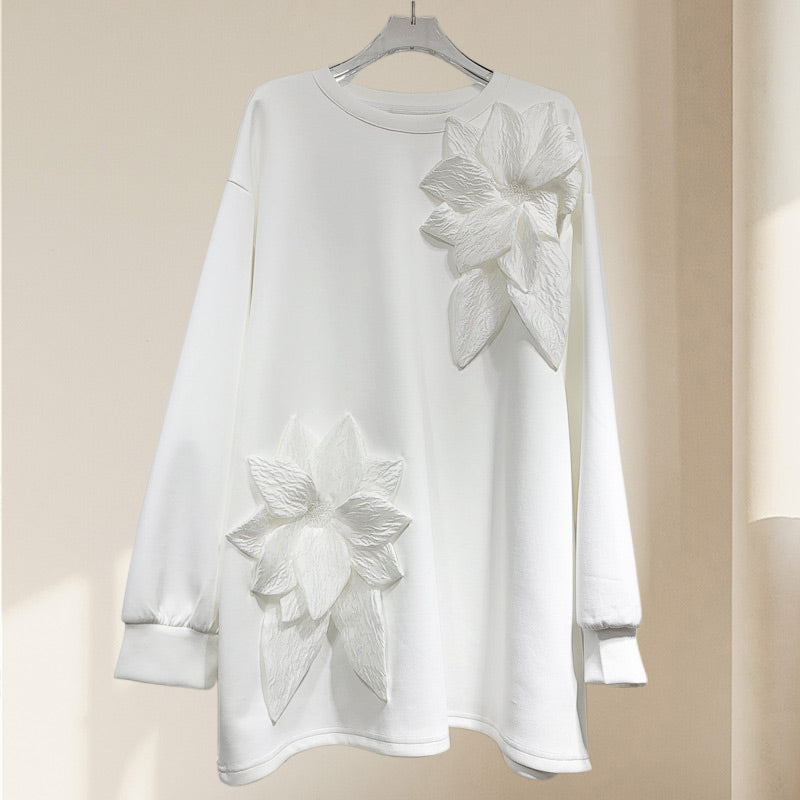 Women's Loose Sweatshirt with 3D Floral Decoration